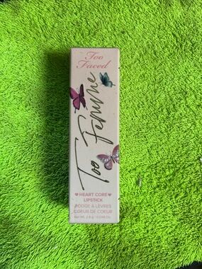 Too Faced Heart Core Lipstick — Butterfly Pink